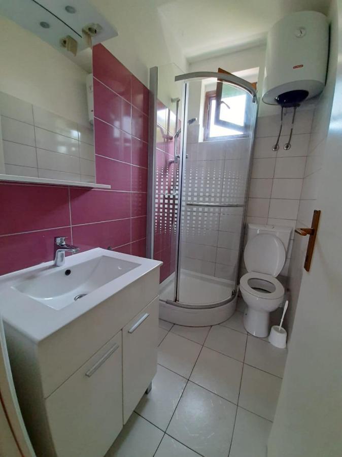Apartmani Leon Biograd Na Moru Exterior photo