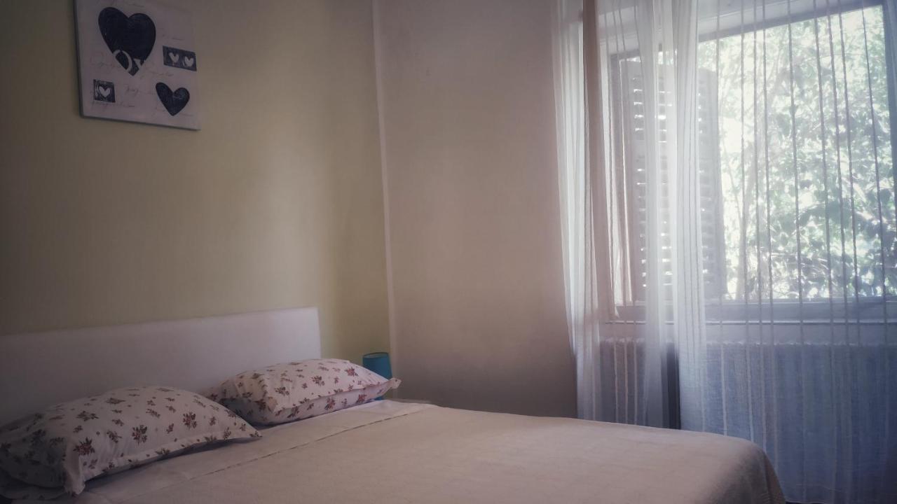 Apartmani Leon Biograd Na Moru Exterior photo